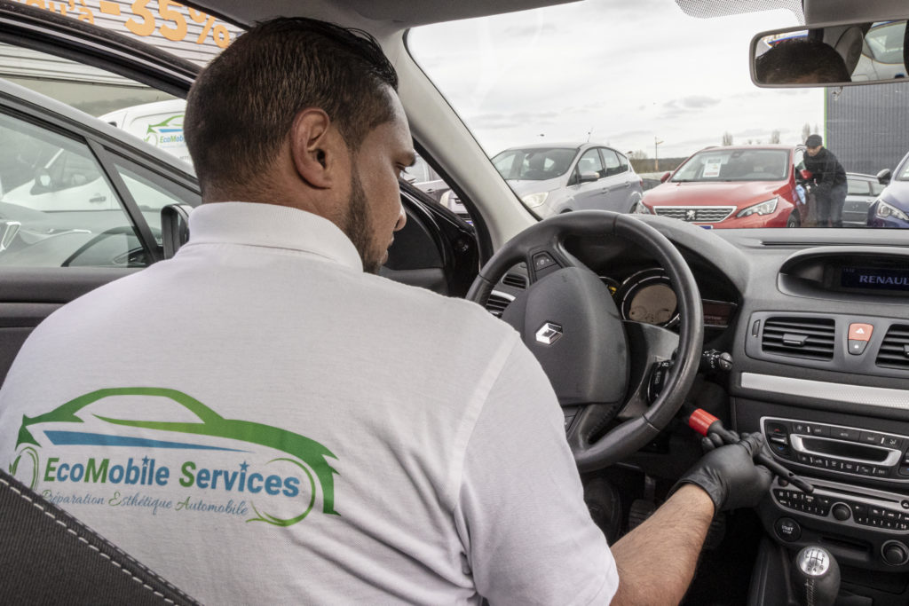 nettoyage automobile sans eau à beaupreau par ecomobile
